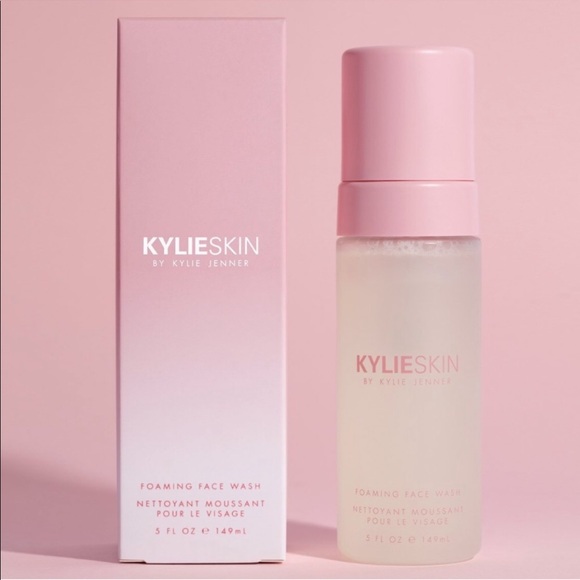Kylie Cosmetics Other - KylieSkin - Foaming Face Wash